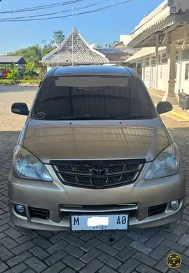 Toyota Avanza 2010 Bensin