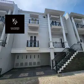 Dijual Rumah Baru Mewah 3 Lantai di Jagakarsa, Jakarta Selatan