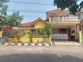 Disewakan / Dijual Rumah 2Lt Siap Huni 387m2 Permata Juanda Sidoarj