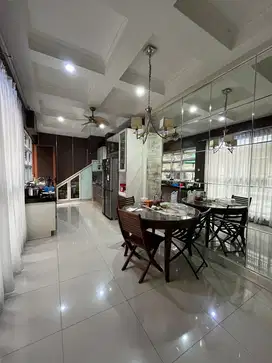 Dijual rumah cluster greenwood  elysium residence lippo cikarang