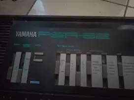 Keyboard Yamaha psr32