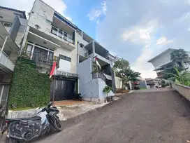 Di Jual Murah Aja. Rumah Hunian Nyaman Area Sejuk Cigadung