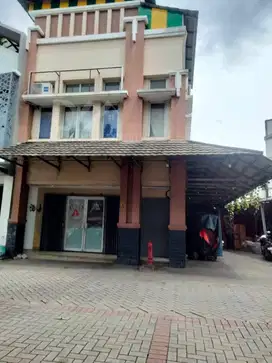 Dijual Cepat Ruko Strategis Boulevard di Graha Raya