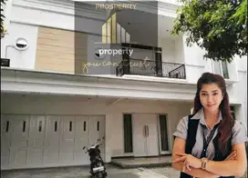 Rumah Mewah & Lokasi Strategis Jl Gaharu Cilandak