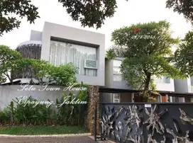 Rumah Mewah Semi Furnish di Cluster Setu, Cipayung, Jakarta Timur