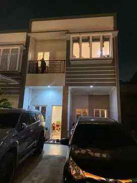 Rumah Turun Harga Jatinegara Indah Jakarta Timur