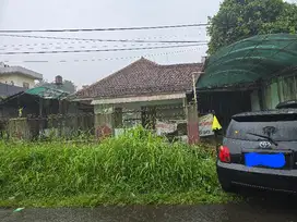 Dijual  Tanah bonus rumah tua di jl Riau Bogor