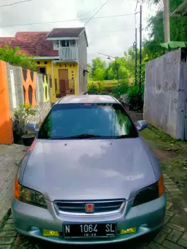 HONDA ACCORD (2000) VTI