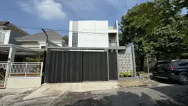 Rumah Mewah Yogyakarta Dekat Kampus UII Model Industrial Dalam Cluster