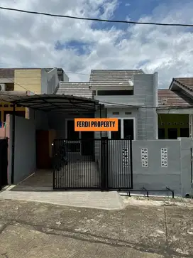 Rumah Rapih Siap Pakai Bukit Golf Cibubur