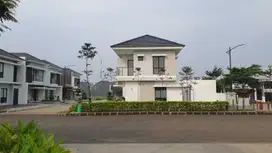 dijual rumah hoek 2 lantai