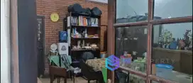 RUMAH LAMA 2 LANTAI JALAN SURYO JARANG ADA