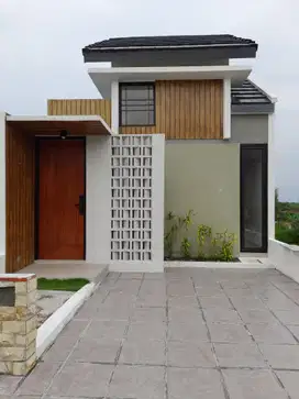 Rumah Nuansa Jepang di Jombang Kota 200Jtan, Bonus Subsidi Angsuran