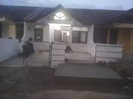 Rumah Dijual Cepat Di Jl. Anggrek Bulan Tigaraksa, Tangerang