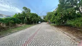 HADAP UTARA ! Kavling Layar Permai PIK Luas 553 m2