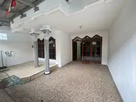Jual rumah 2 lantai di perumnas 1 kota tangerang