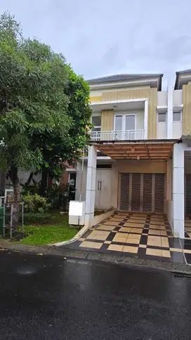 Rumah Cluster Bluebell Summarecom bekasi Type 7 Premium Siap Huni