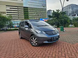 HONDA FREED PSD 2010 DP 5JT CICILAN 3JTAN