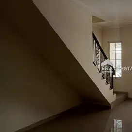Rumah di Green Lake City Clusters West Europe