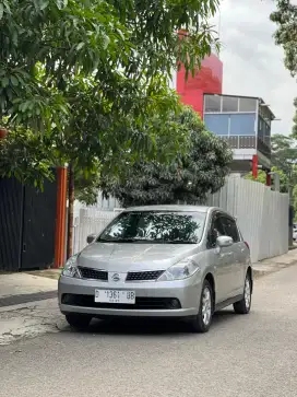 LOW KM!! NISSAN LATIO 1.8 A/T 2007_ANTIK