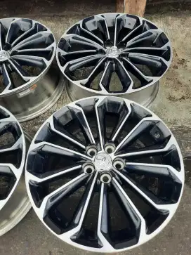 Velg Toyota ALTIS R.17 ori