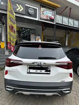 JUAL CASH KIA SELTOS NIK 2022 SUNROOF EX+TURBO