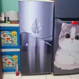 Kulkas frezer 5 rak