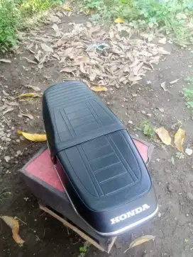 Jok motor gl 100-cepek