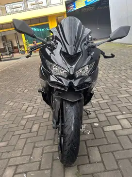Kawasaki Ninja ZX25R QS 2024