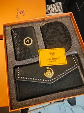Dijual 1 set dompet dan tempat kartu