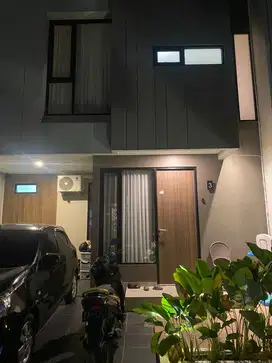 DIJUAL RUMAH FULL FURNISHED DEKAT KANTOR WALIKOTA TANGSEL