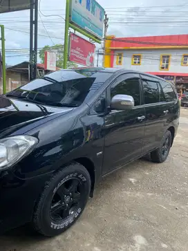 Toyota Kijang Innova 2006 Bensin