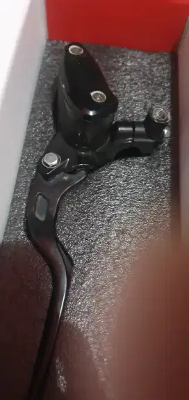 Master rem kiri RCB E2 oval 14 mm