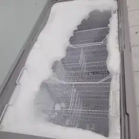 Freezer kaca sliding