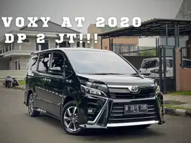 DP 2JT | Tangan pertama | Toyota Voxy 2.0 AT 2020 Hitam Metalik