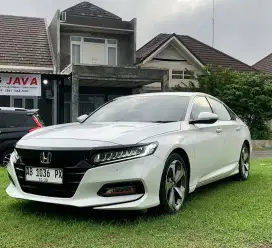 HONDA ACCORD 1, 5 TURBO ISTIMEWA FULL ORIGINAL