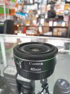 lensa canon 40mm f2.8 stm