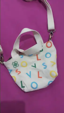 Sovlo putih selempang