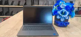 Dell Latitude 3440 like new
