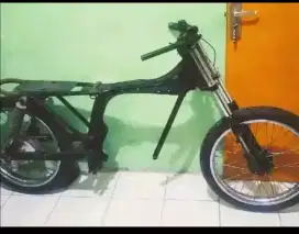 Velg Set plus Ban R18 Bekas Kota Malang
