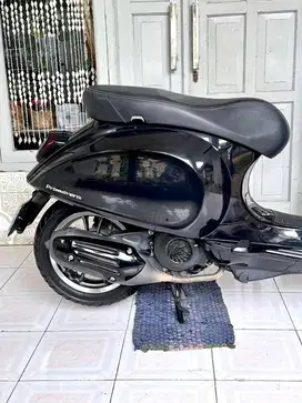 Vespa matic Primavera Facelift S 150 iget abs