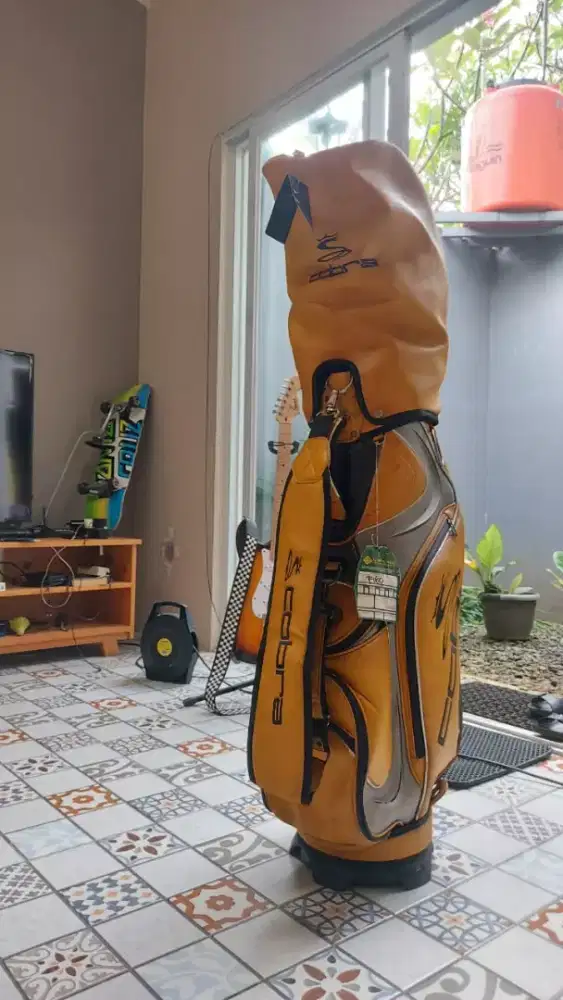 Bag Golf COBRA perpaduan Kuning,Silver,Hitam