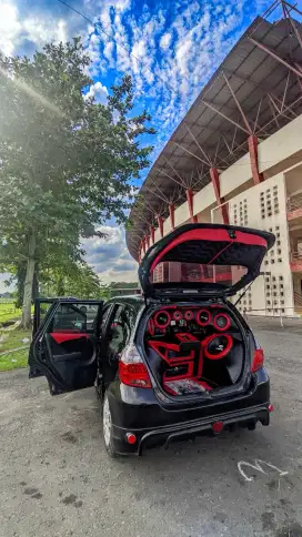 Honda Fit GD1 (JAZZ CBU JAPAN)