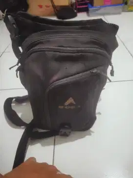 Tas Eiger Selempang dan Paha msih bagus
