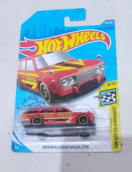 Hot wheels Datsun