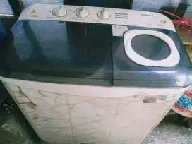 Mesin cuci Tosibha