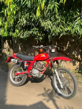 Honda GL replika XR200