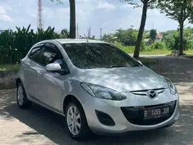 Mazda 2 S 1.5 MT 2011