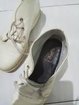 Sepatu pdh pria the original kiwi