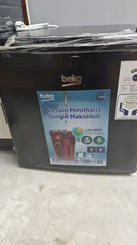 Kulkas Mini 1 Pintu Bekas Beko RS5020BMD nego